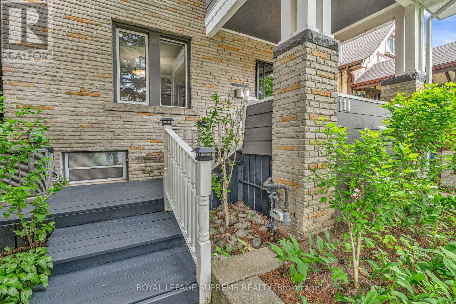 111 Blackthorn Avenue, Toronto (Weston-Pellam Park), Ontario  M6N 3H4 - Photo 2 - W12212879