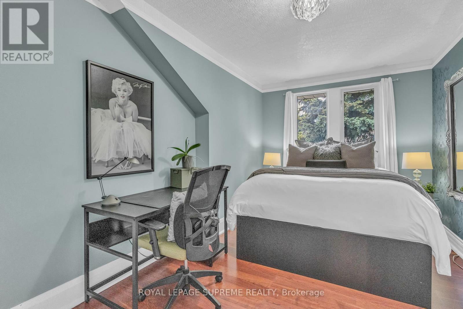 111 Blackthorn Avenue, Toronto (Weston-Pellam Park), Ontario  M6N 3H4 - Photo 22 - W12212879