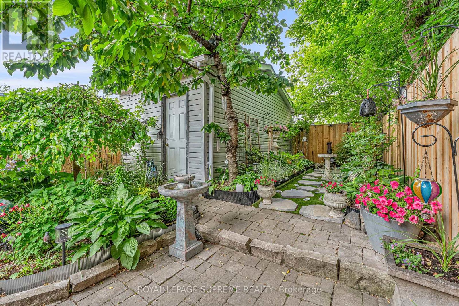 111 Blackthorn Avenue, Toronto (Weston-Pellam Park), Ontario  M6N 3H4 - Photo 47 - W12212879