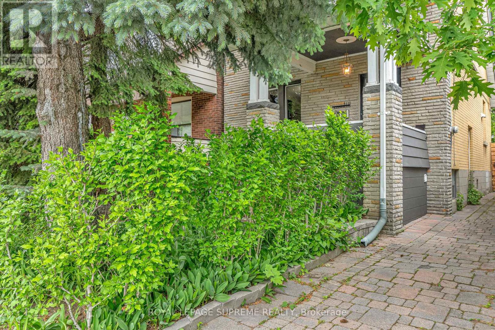 111 Blackthorn Avenue, Toronto (Weston-Pellam Park), Ontario  M6N 3H4 - Photo 49 - W12212879