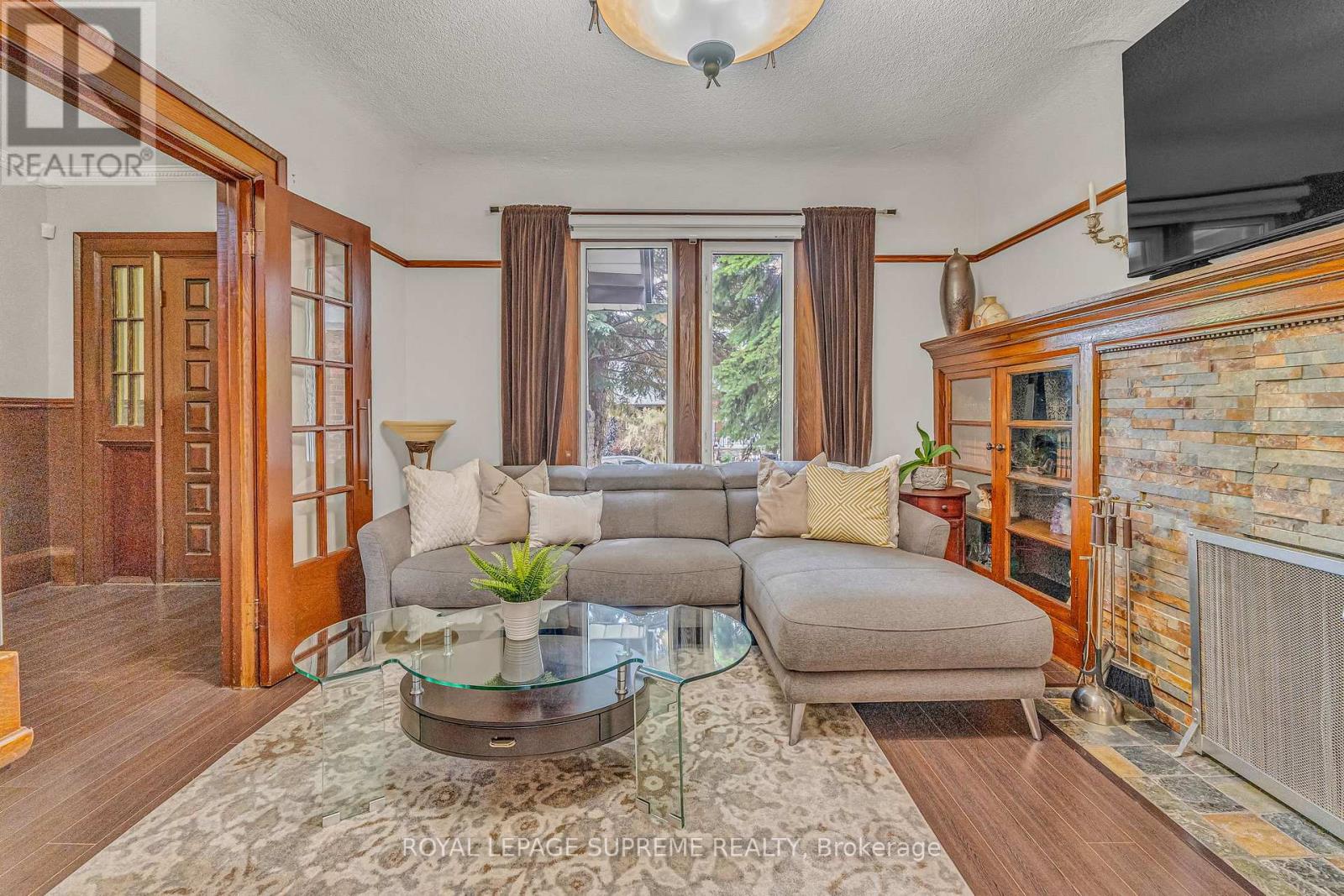 111 Blackthorn Avenue, Toronto (Weston-Pellam Park), Ontario  M6N 3H4 - Photo 6 - W12212879