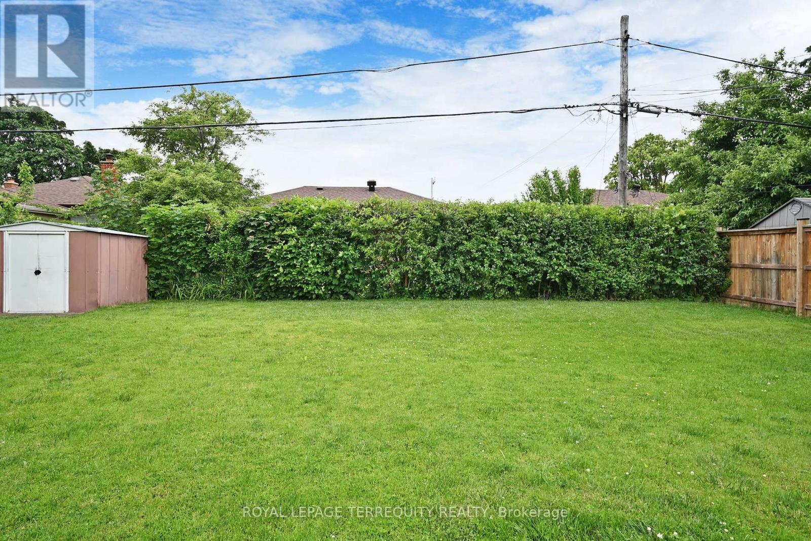 8 Cromer Place, Toronto (Willowridge-Martingrove-Richview), Ontario  M9R 2E1 - Photo 35 - W12212884