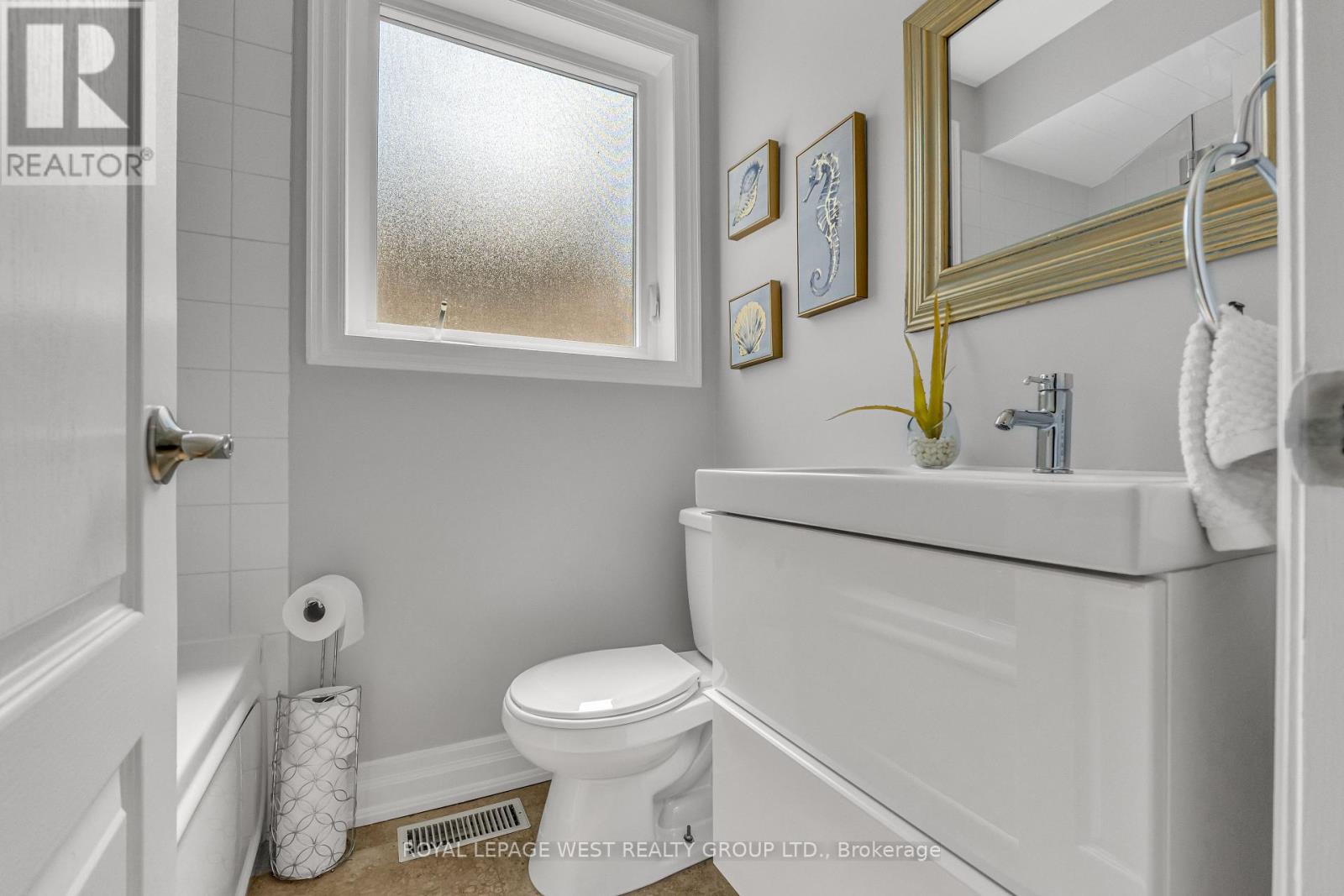 1321 Canford Crescent, Mississauga, Ontario  L5J 3M9 - Photo 23 - W12212892