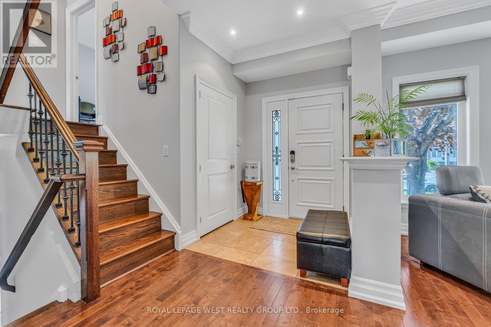 1321 Canford Crescent, Mississauga, Ontario  L5J 3M9 - Photo 3 - W12212892