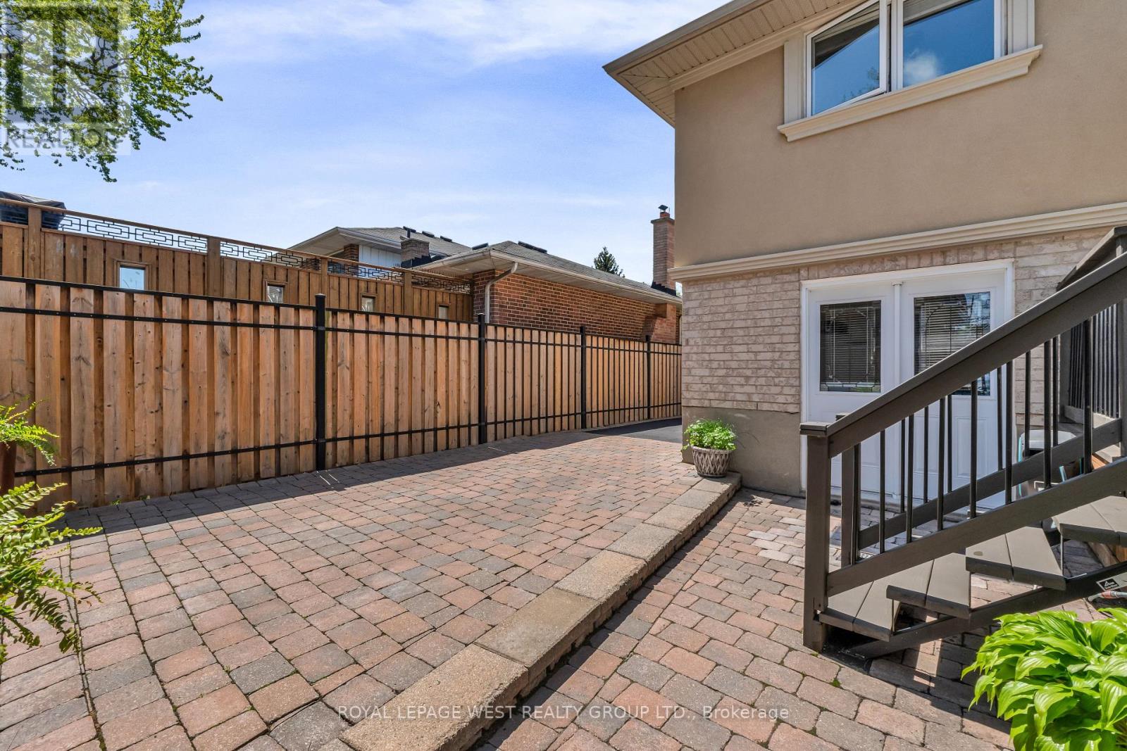 1321 Canford Crescent, Mississauga, Ontario  L5J 3M9 - Photo 43 - W12212892