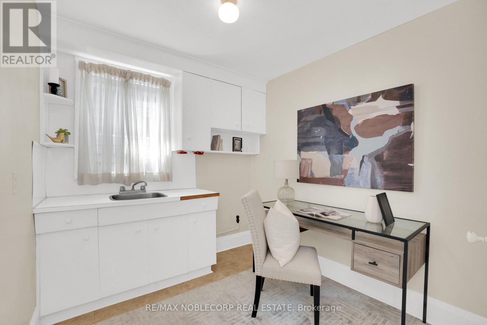 259 Silverthorn Avenue, Toronto, Ontario  M6N 3K2 - Photo 16 - W12212916