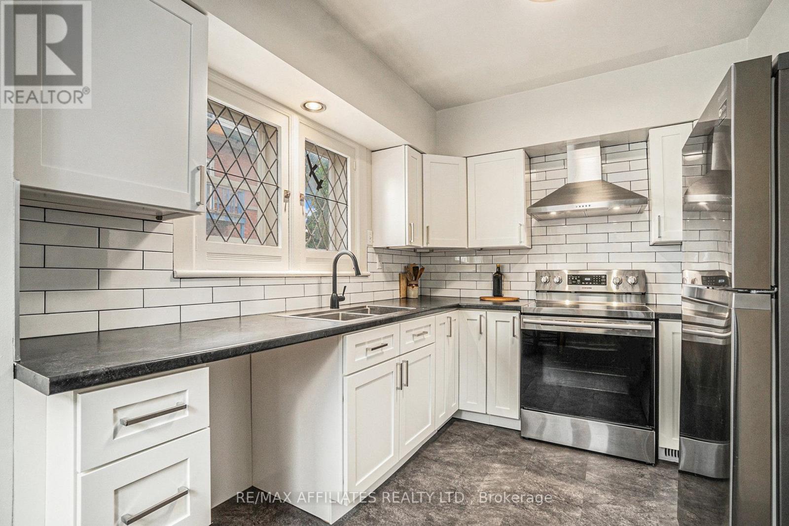 65 Mcgill Street, Smiths Falls, Ontario  K7A 2K1 - Photo 12 - X12212944