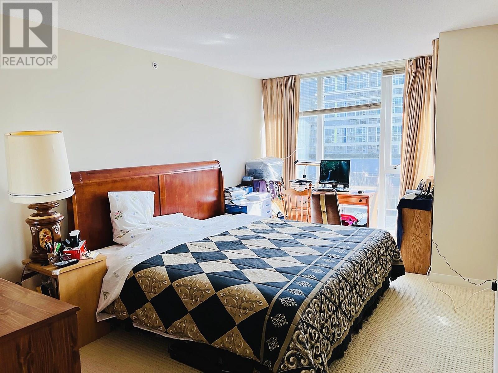 Listing Picture 20 of 31 : 807 6068 NO. 3 ROAD, Richmond / 烈治文 - 魯藝地產 Yvonne Lu Group - MLS Medallion Club Member