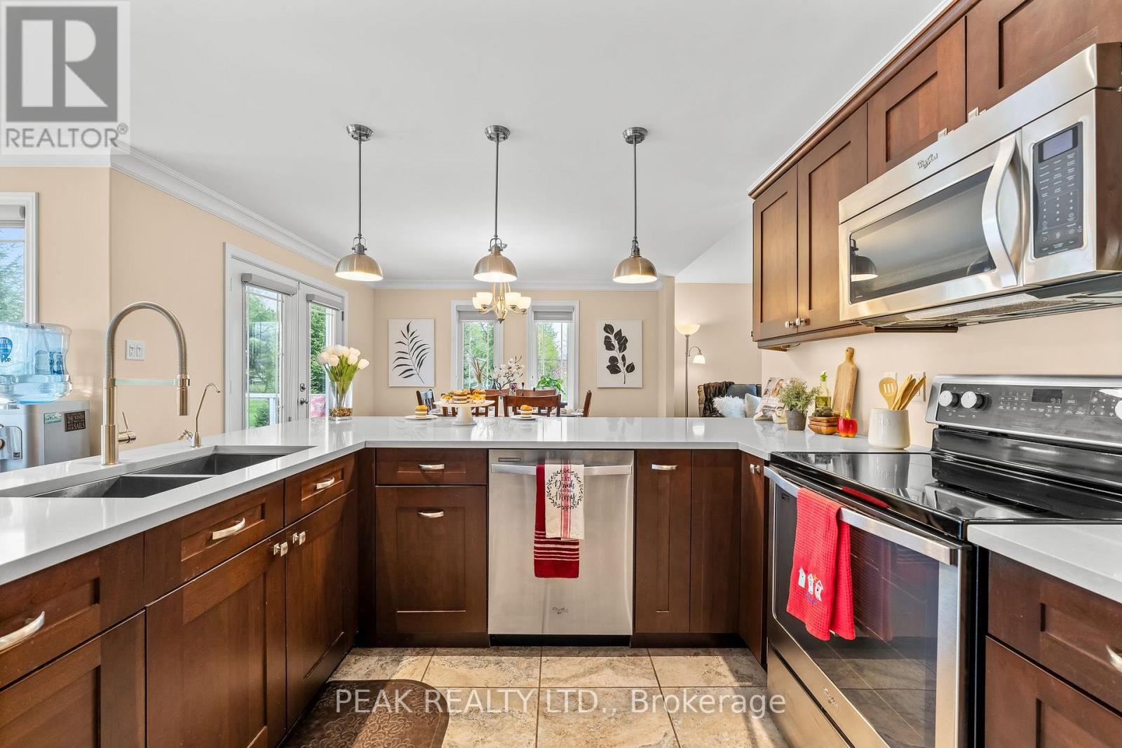 116 Prinyers Cove Crescent, Prince Edward County, Ontario K0K 2T0 - Photo 12 - X12146423