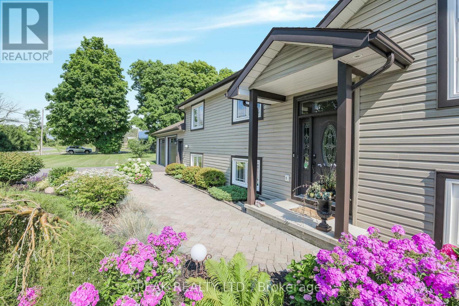 116 Prinyers Cove Crescent, Prince Edward County, Ontario K0K 2T0 - Photo 6 - X12146423