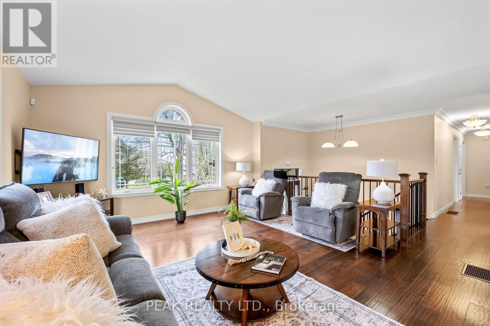 116 Prinyers Cove Crescent, Prince Edward County, Ontario K0K 2T0 - Photo 7 - X12146423