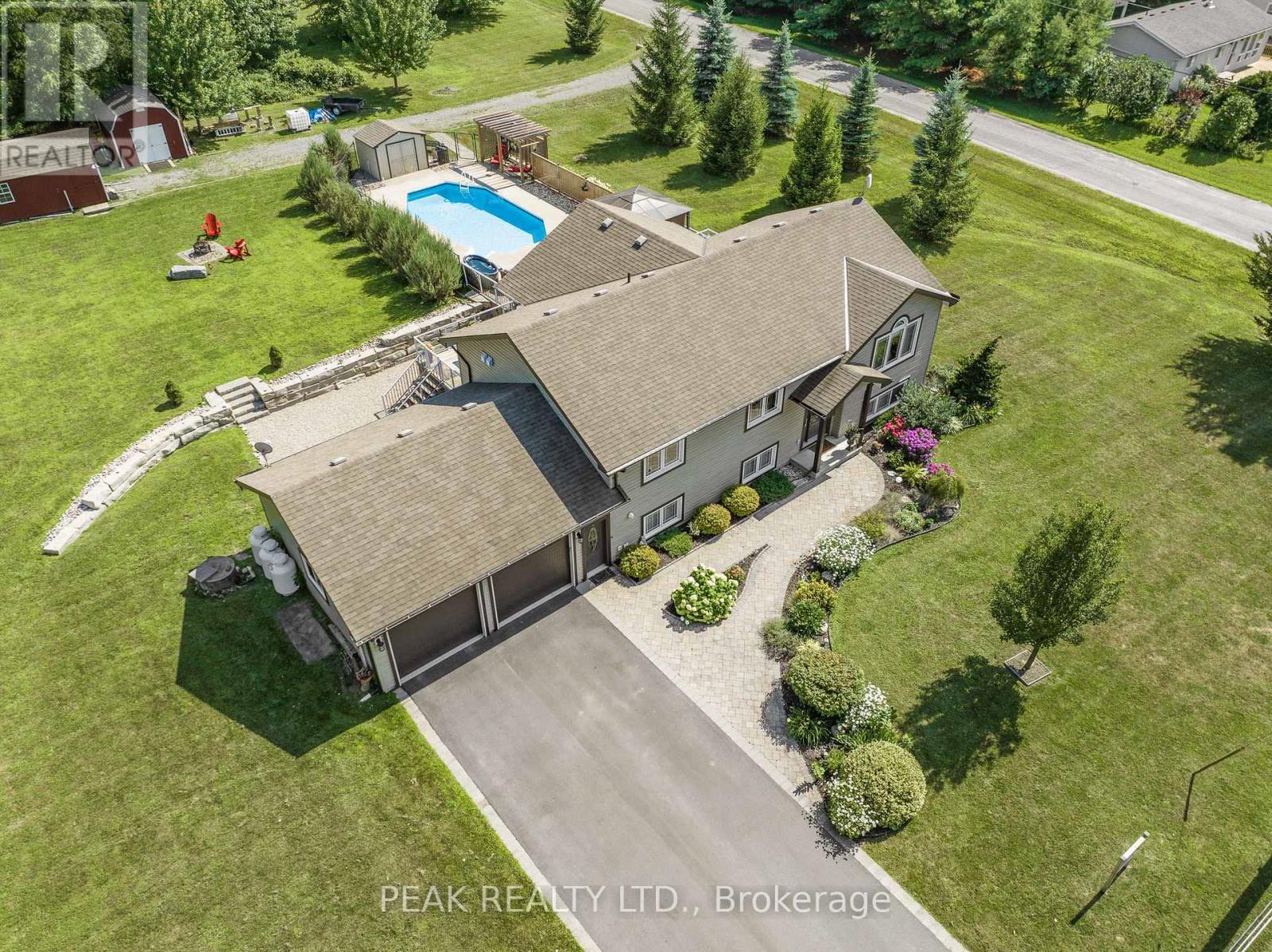 116 Prinyers Cove Crescent, Prince Edward County, Ontario K0K 2T0 - Photo 5 - X12146423