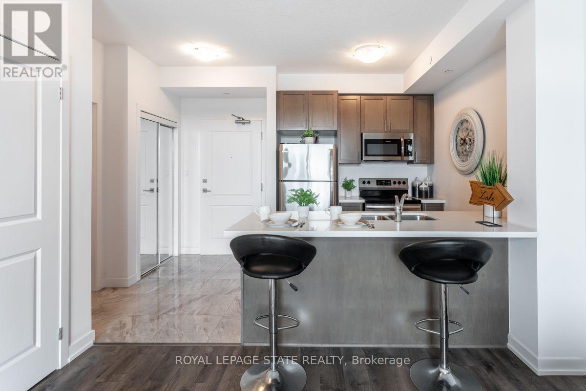 318 - 101 Shoreview Place, Hamilton, Ontario  L8E 6K4 - Photo 6 - X12212739