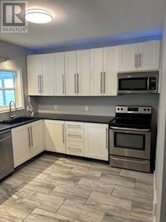 14 Clinton Street, Hamilton (North End), Ontario  L8L 3J8 - Photo 4 - X12212744