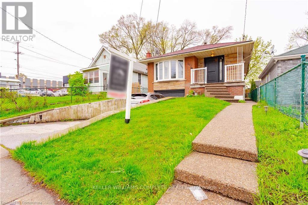 574 Upper Sherman Avenue, Hamilton (Eastmount), Ontario  L8V 3M1 - Photo 2 - X12212790