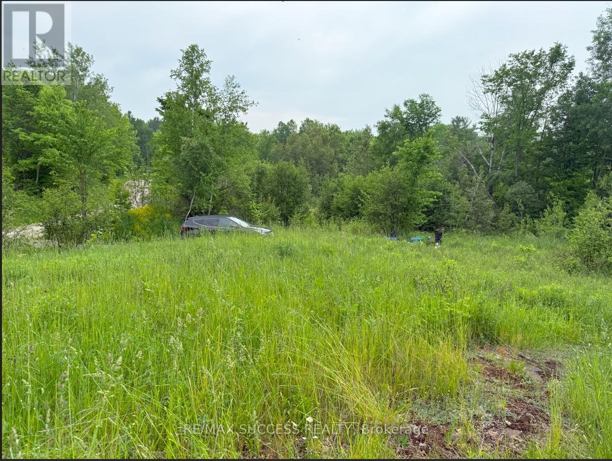 2248 Babcock Road, Frontenac (Frontenac Centre), Ontario  K0H 2K0 - Photo 2 - X12212800