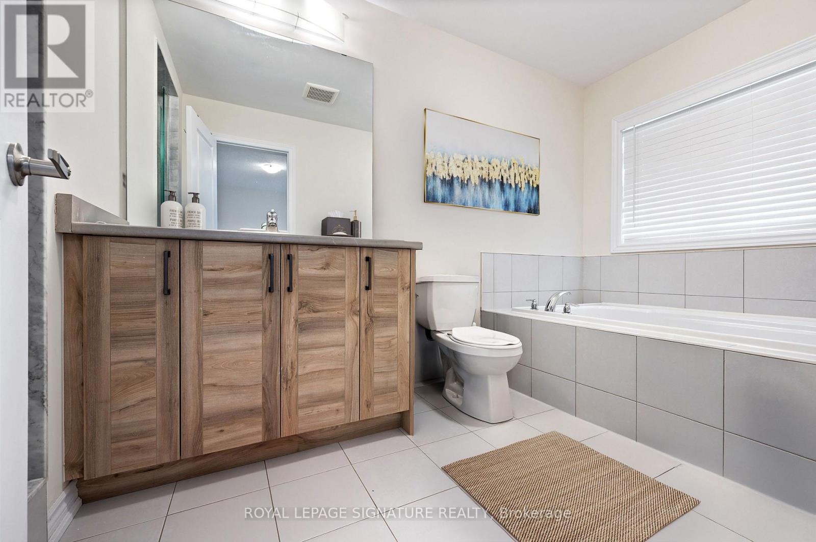 61 Vanilla Trail, Thorold (Rolling Meadows), Ontario  L2V 0L1 - Photo 11 - X12212829