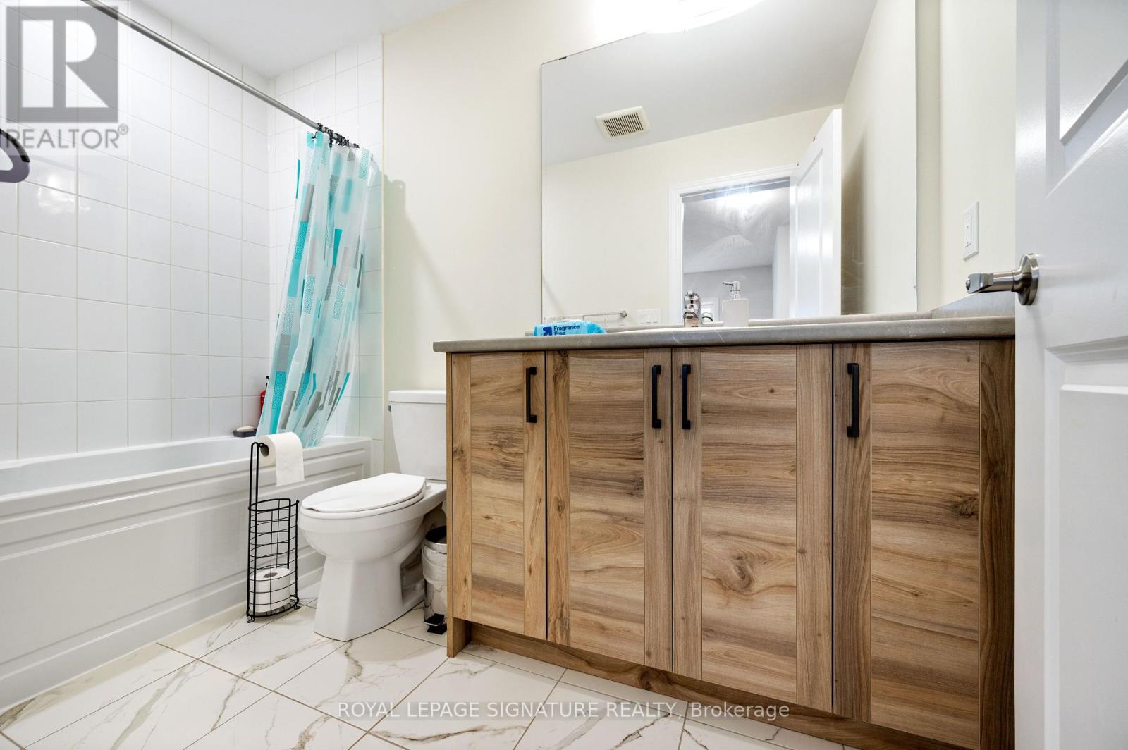61 Vanilla Trail, Thorold (Rolling Meadows), Ontario  L2V 0L1 - Photo 13 - X12212829