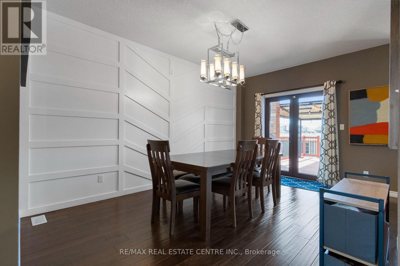 801 Halifax Road, Woodstock (Woodstock - North), Ontario  N4T 0C6 - Photo 11 - X12212845