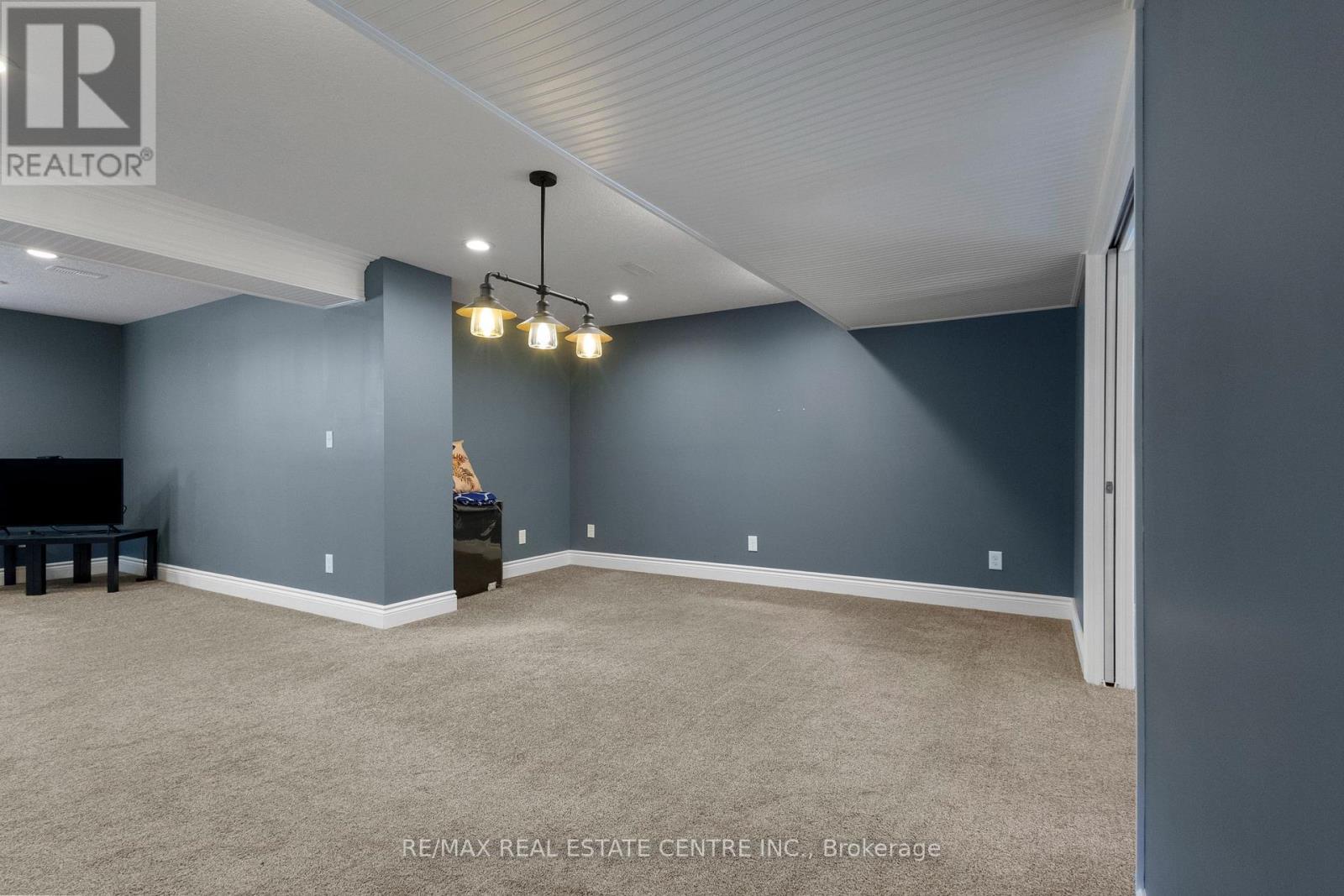 801 Halifax Road, Woodstock (Woodstock - North), Ontario  N4T 0C6 - Photo 35 - X12212845