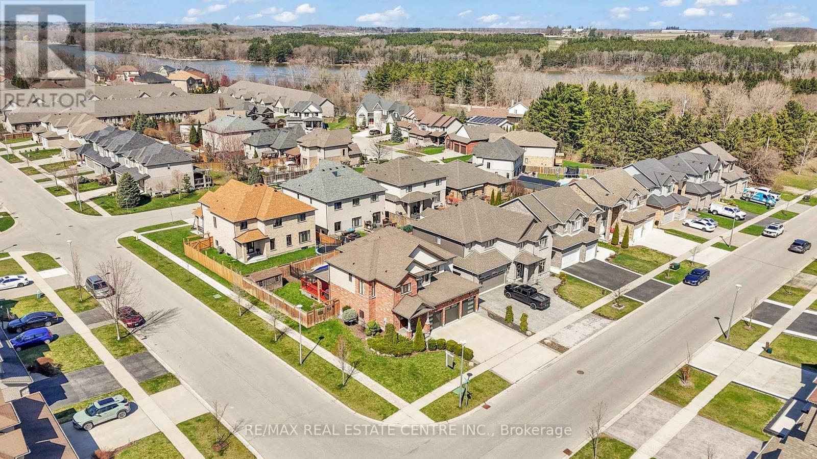 801 Halifax Road, Woodstock (Woodstock - North), Ontario  N4T 0C6 - Photo 49 - X12212845
