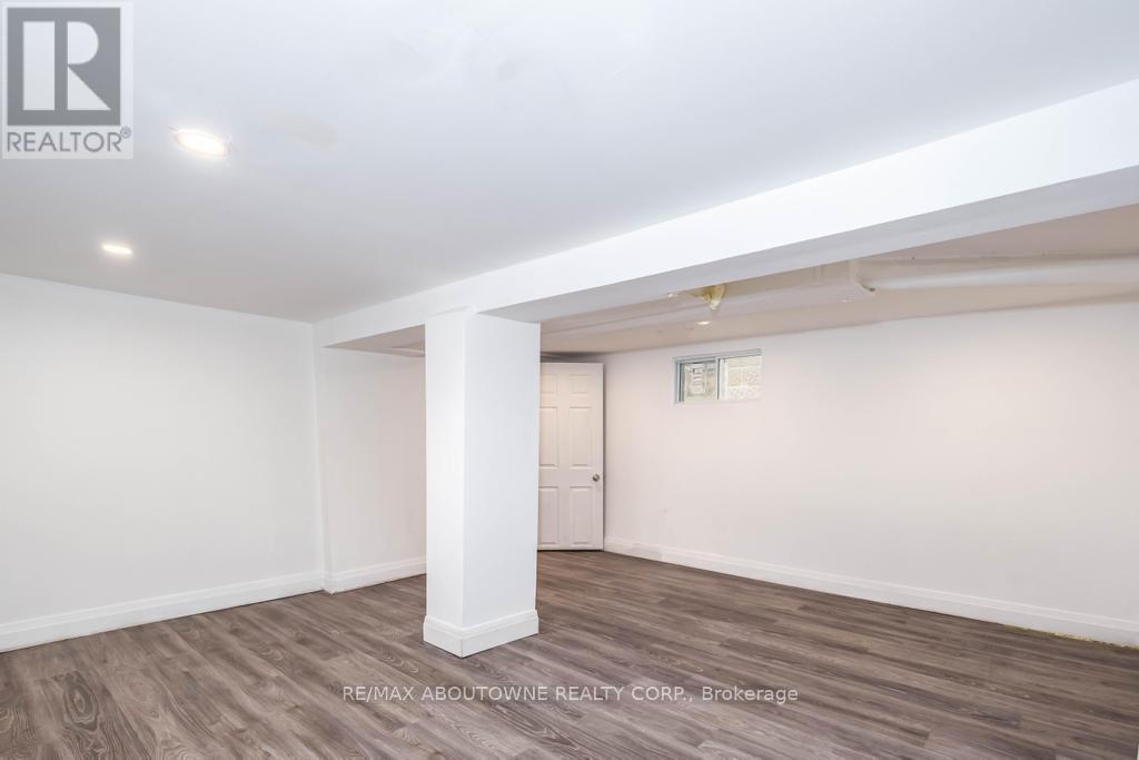 126 Harmony Avenue, Hamilton (Homeside), Ontario  L8H 4Y3 - Photo 24 - X12212858