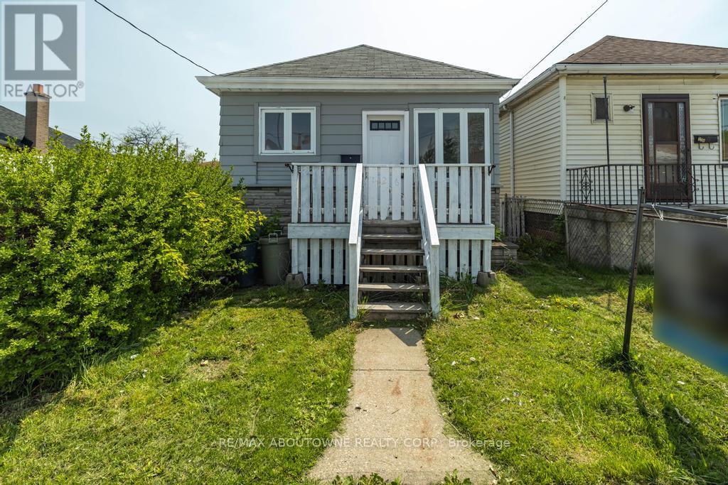 126 Harmony Avenue, Hamilton (Homeside), Ontario  L8H 4Y3 - Photo 28 - X12212858
