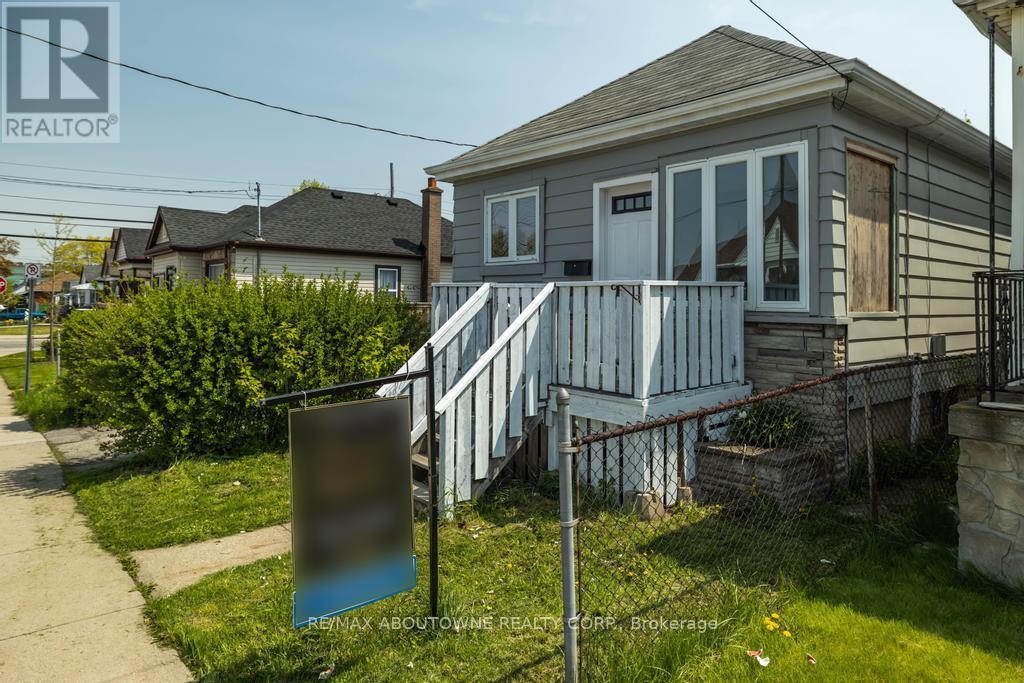 126 Harmony Avenue, Hamilton (Homeside), Ontario  L8H 4Y3 - Photo 29 - X12212858