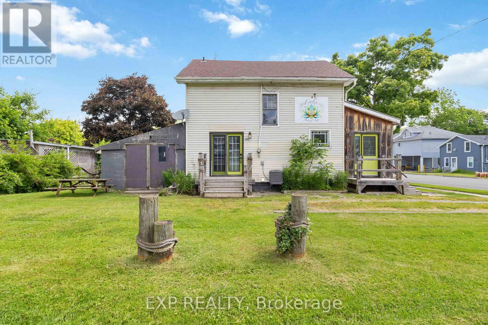 105 Market Street E, Norfolk, Ontario  N0A 1N0 - Photo 2 - X12212859