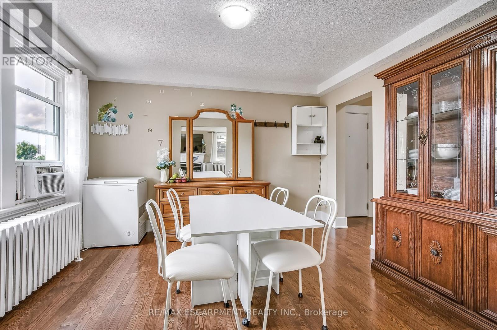 14 - 25 Mountwood Drive, Hamilton (Durand), Ontario  L8N 2G8 - Photo 15 - X12212887