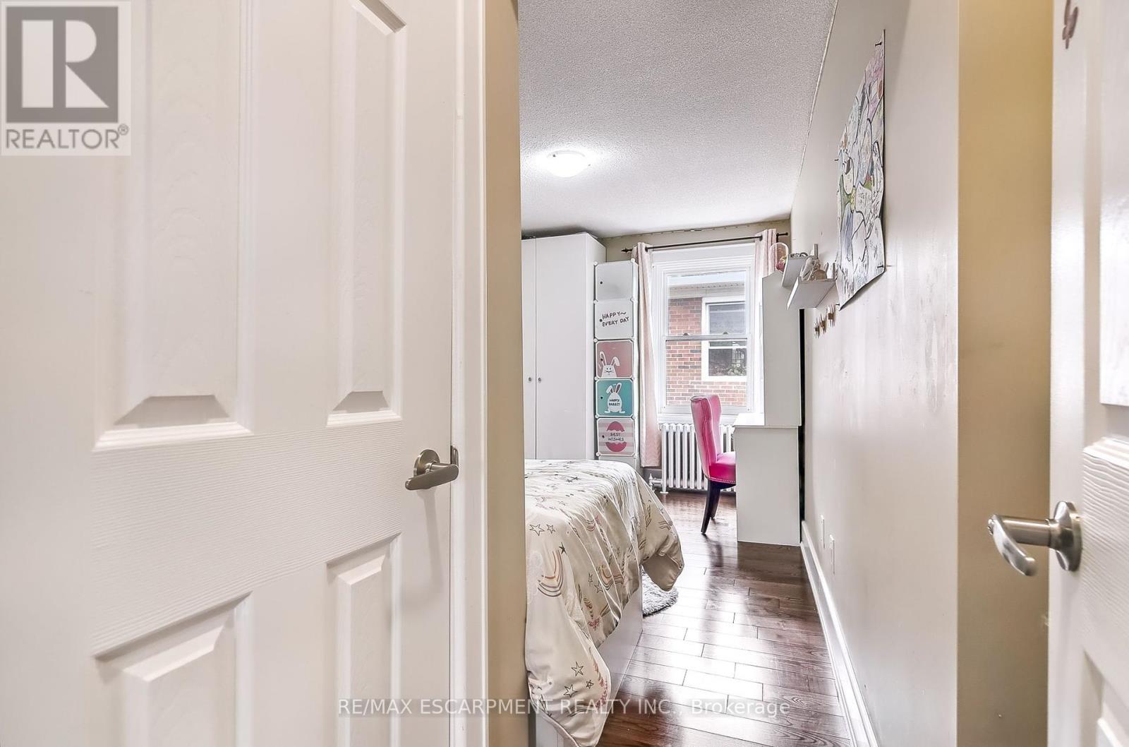 14 - 25 Mountwood Drive, Hamilton (Durand), Ontario  L8N 2G8 - Photo 20 - X12212887