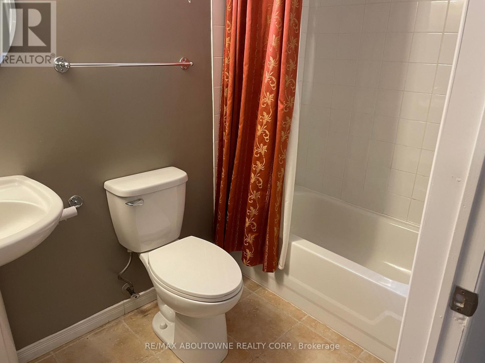 Bsmt - 23 Drohan Drive, Guelph, Ontario  N1G 5H6 - Photo 16 - X12212896