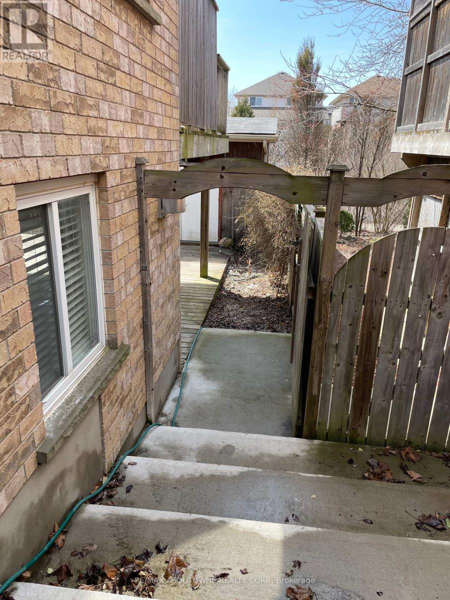Bsmt - 23 Drohan Drive, Guelph, Ontario  N1G 5H6 - Photo 3 - X12212896
