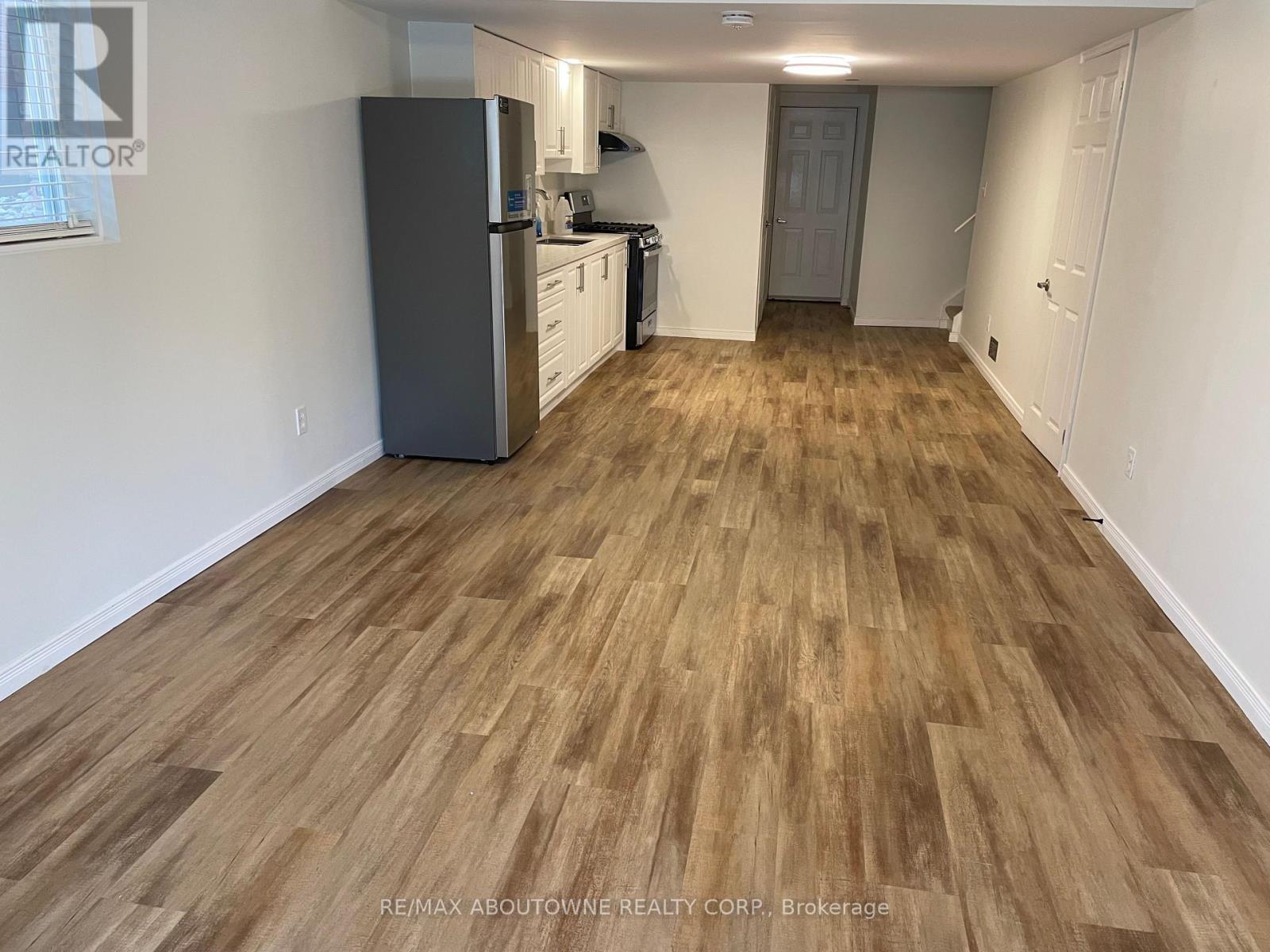 Bsmt - 23 Drohan Drive, Guelph, Ontario  N1G 5H6 - Photo 6 - X12212896