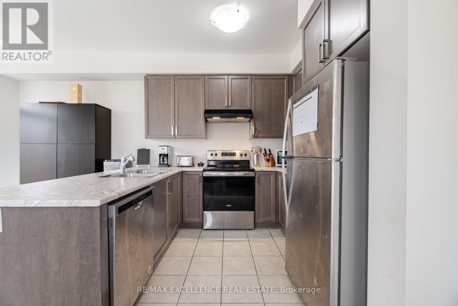 53 Oaktree Drive, Haldimand, Ontario  N3W 0C6 - Photo 23 - X12212911