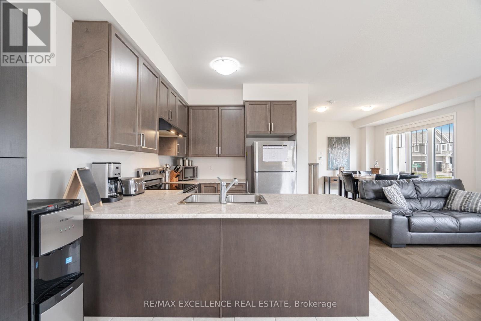 53 Oaktree Drive, Haldimand, Ontario  N3W 0C6 - Photo 25 - X12212911