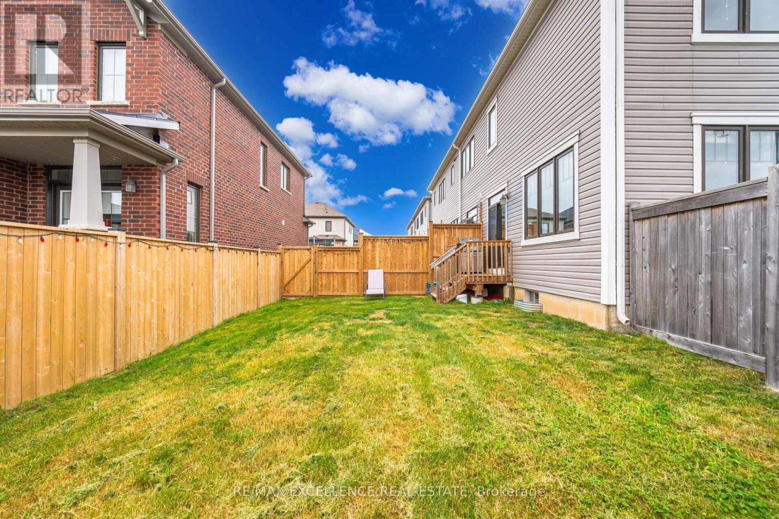 53 Oaktree Drive, Haldimand, Ontario  N3W 0C6 - Photo 48 - X12212911