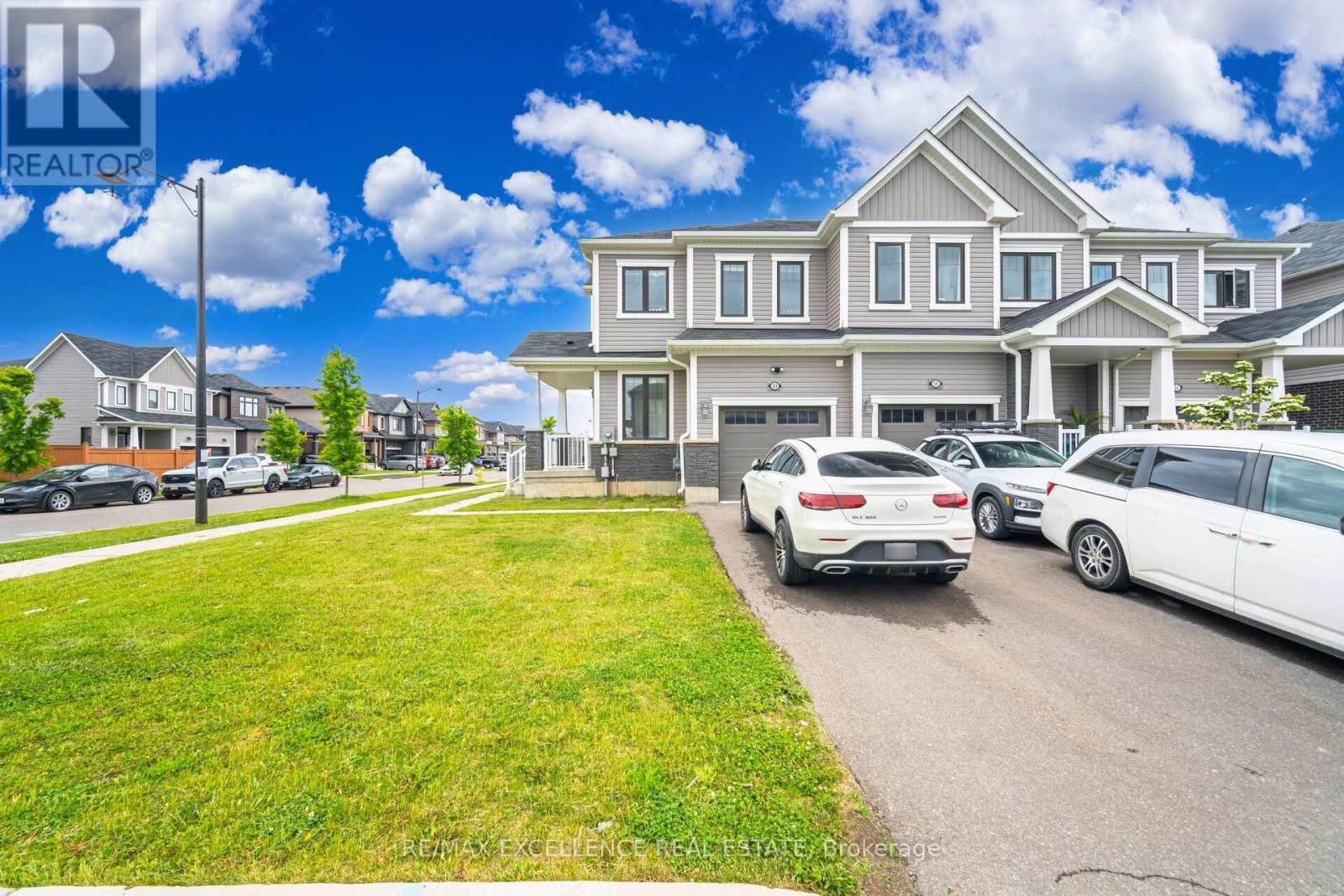 53 Oaktree Drive, Haldimand, Ontario  N3W 0C6 - Photo 6 - X12212911