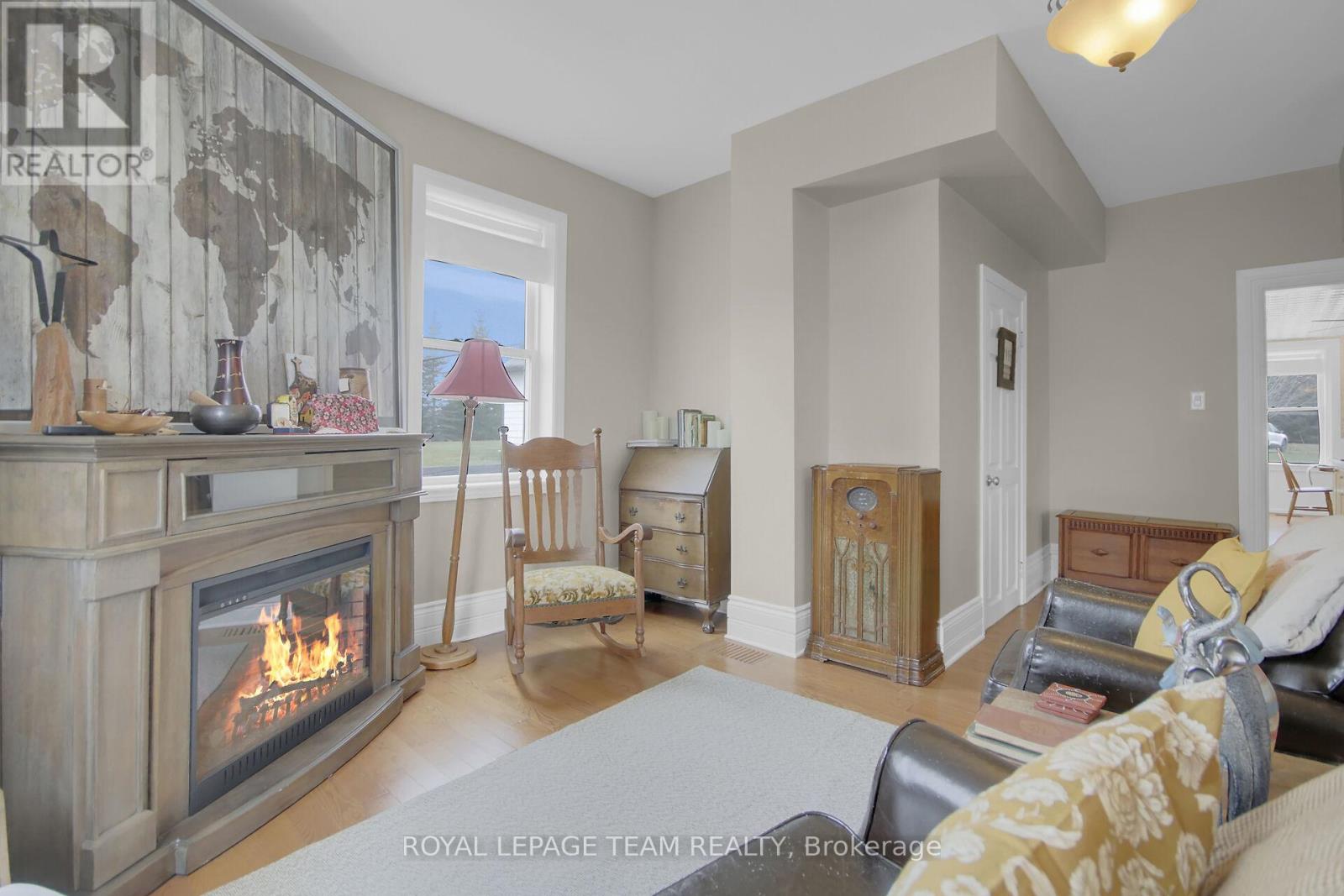 1456 Meadow Drive, Ottawa, Ontario  K4P 1B1 - Photo 13 - X12190199