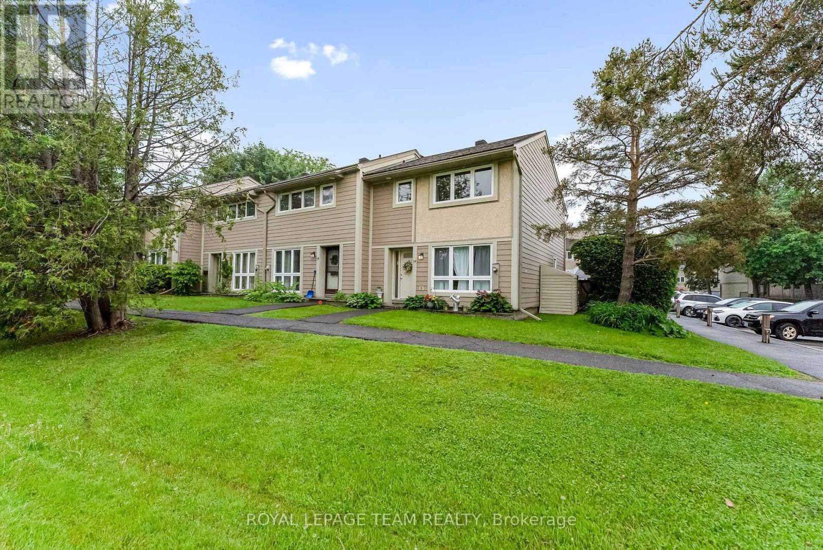 76 PEARY WAY, Ottawa, Ontario