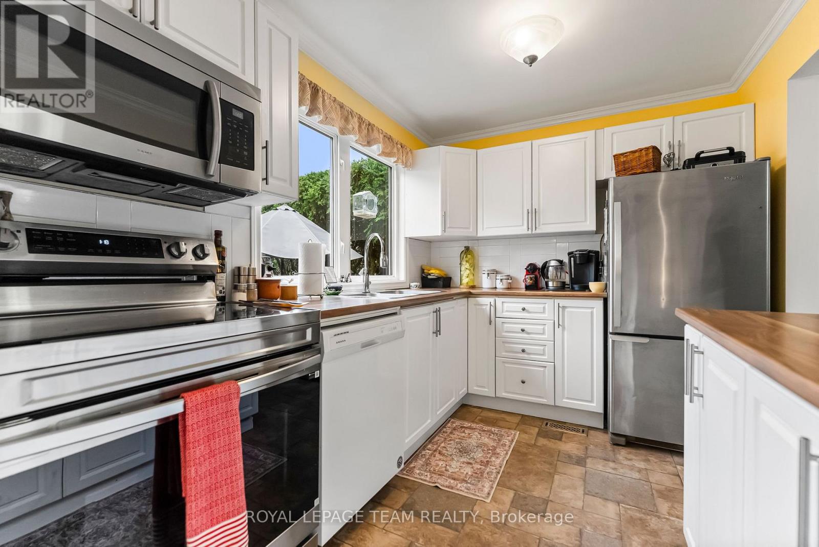 76 Peary Way, Ottawa, Ontario  K2L 1Z8 - Photo 13 - X12212952