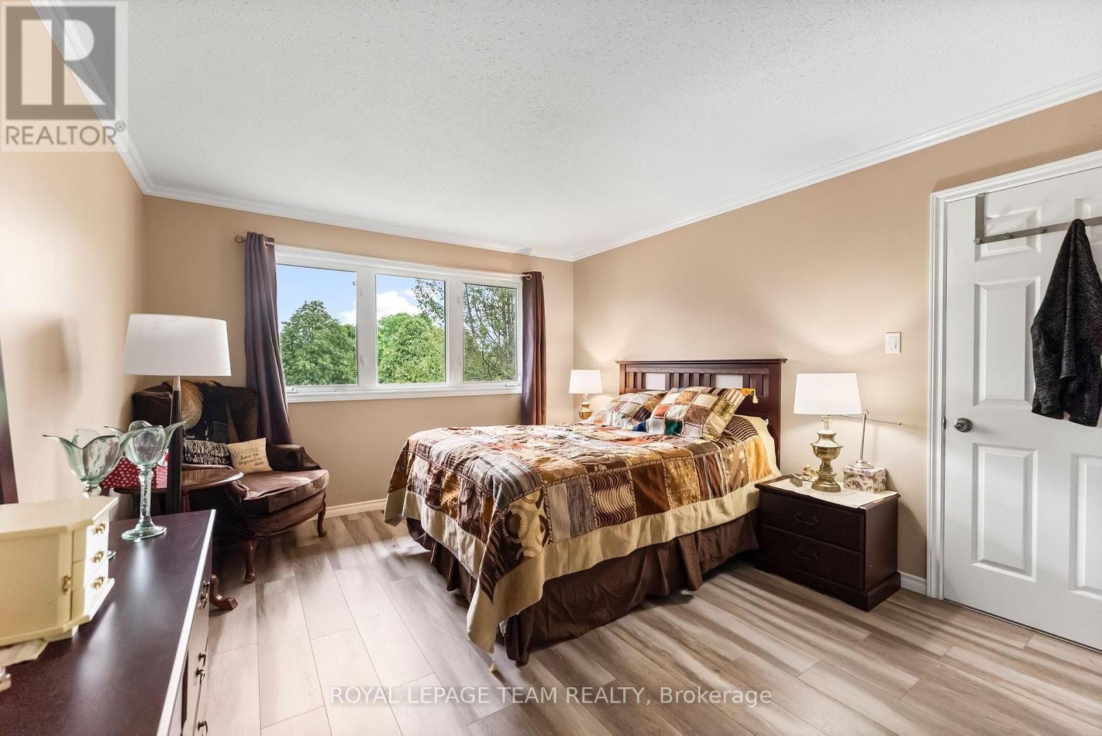 76 Peary Way, Ottawa, Ontario  K2L 1Z8 - Photo 18 - X12212952