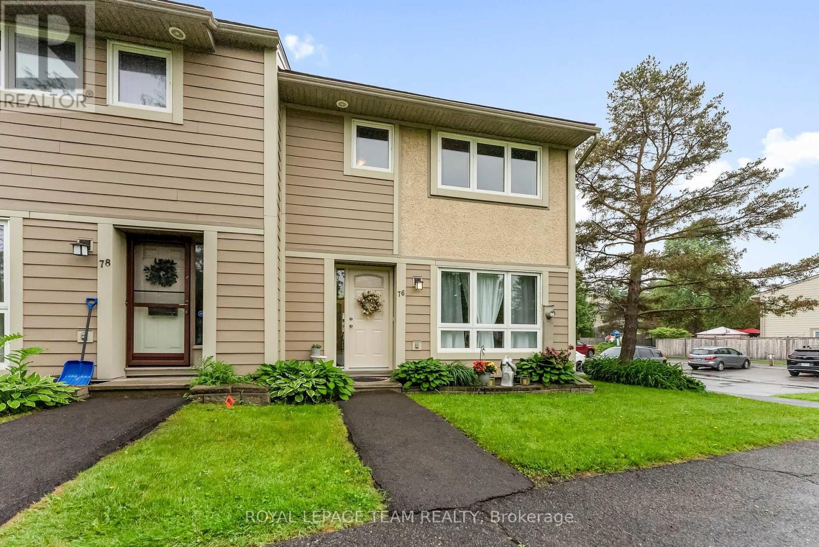 76 Peary Way, Ottawa, Ontario  K2L 1Z8 - Photo 2 - X12212952
