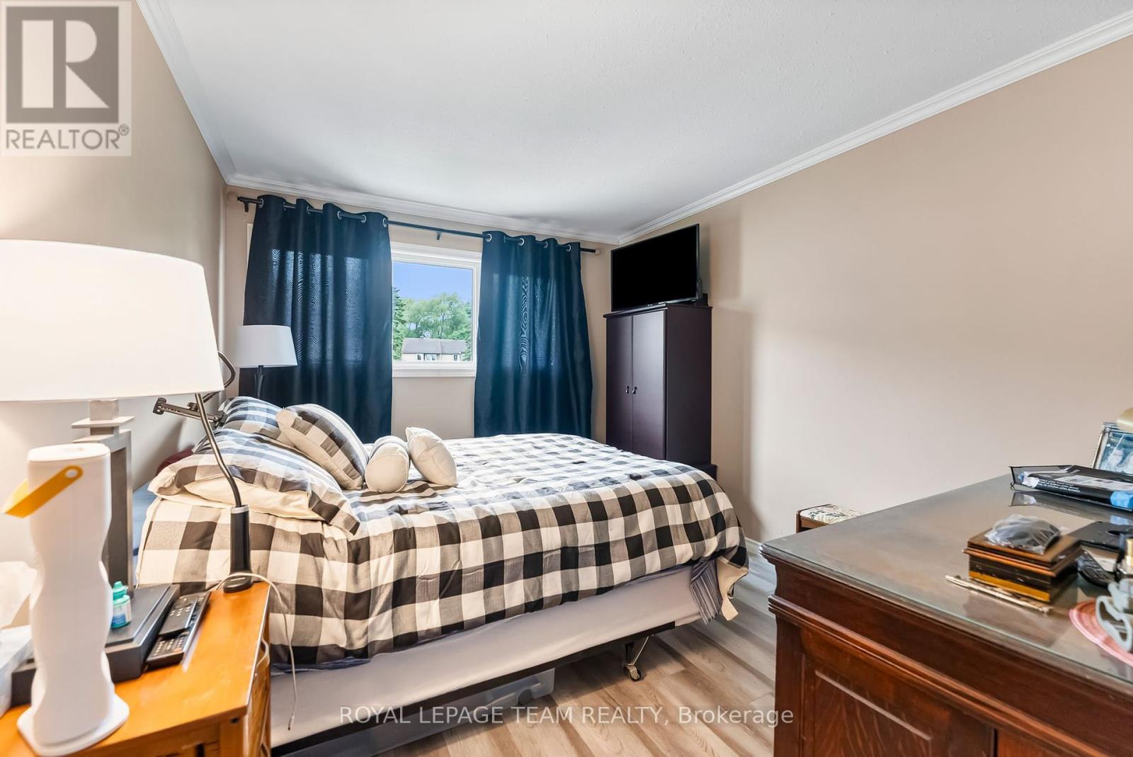 76 Peary Way, Ottawa, Ontario  K2L 1Z8 - Photo 20 - X12212952