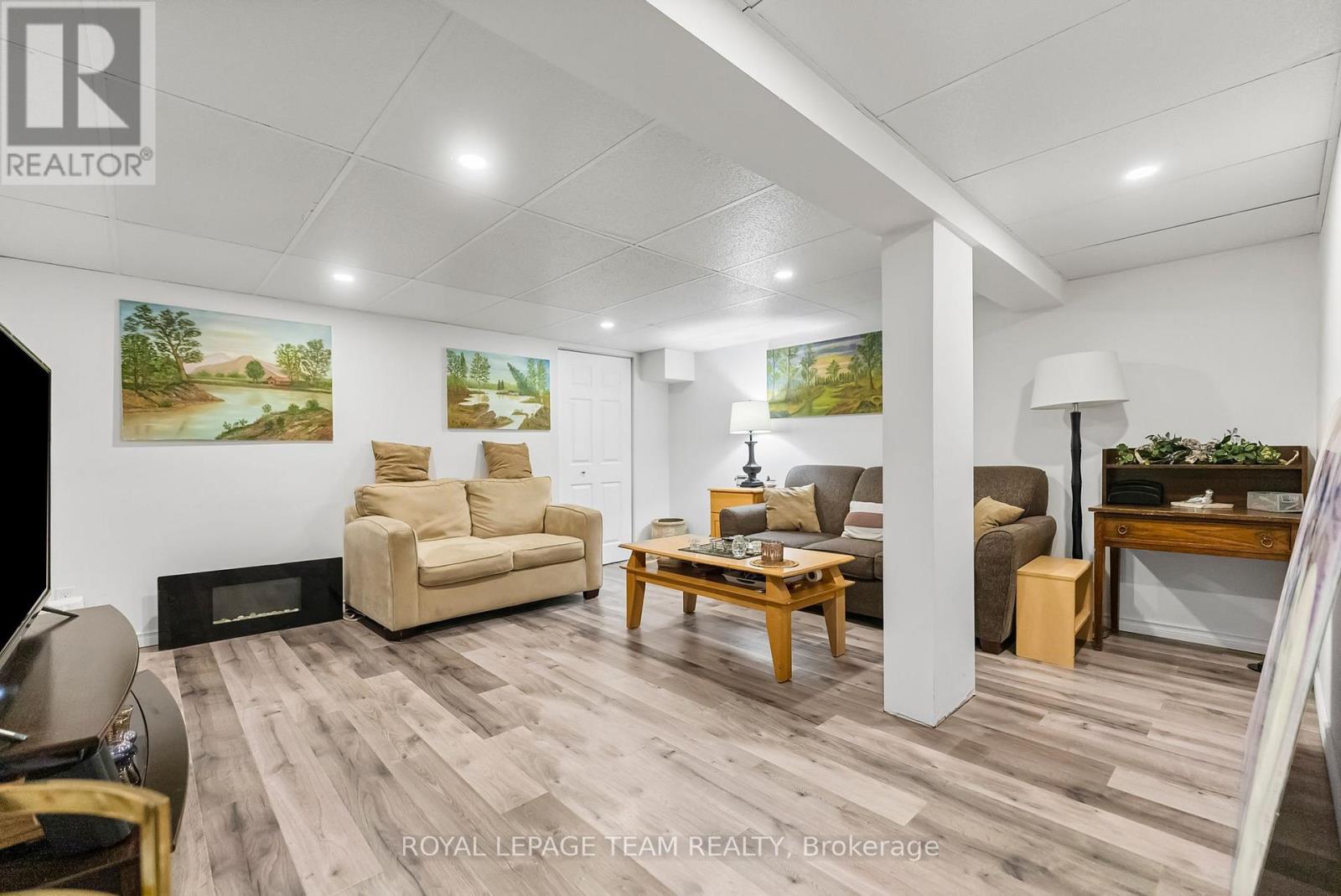 76 Peary Way, Ottawa, Ontario  K2L 1Z8 - Photo 22 - X12212952
