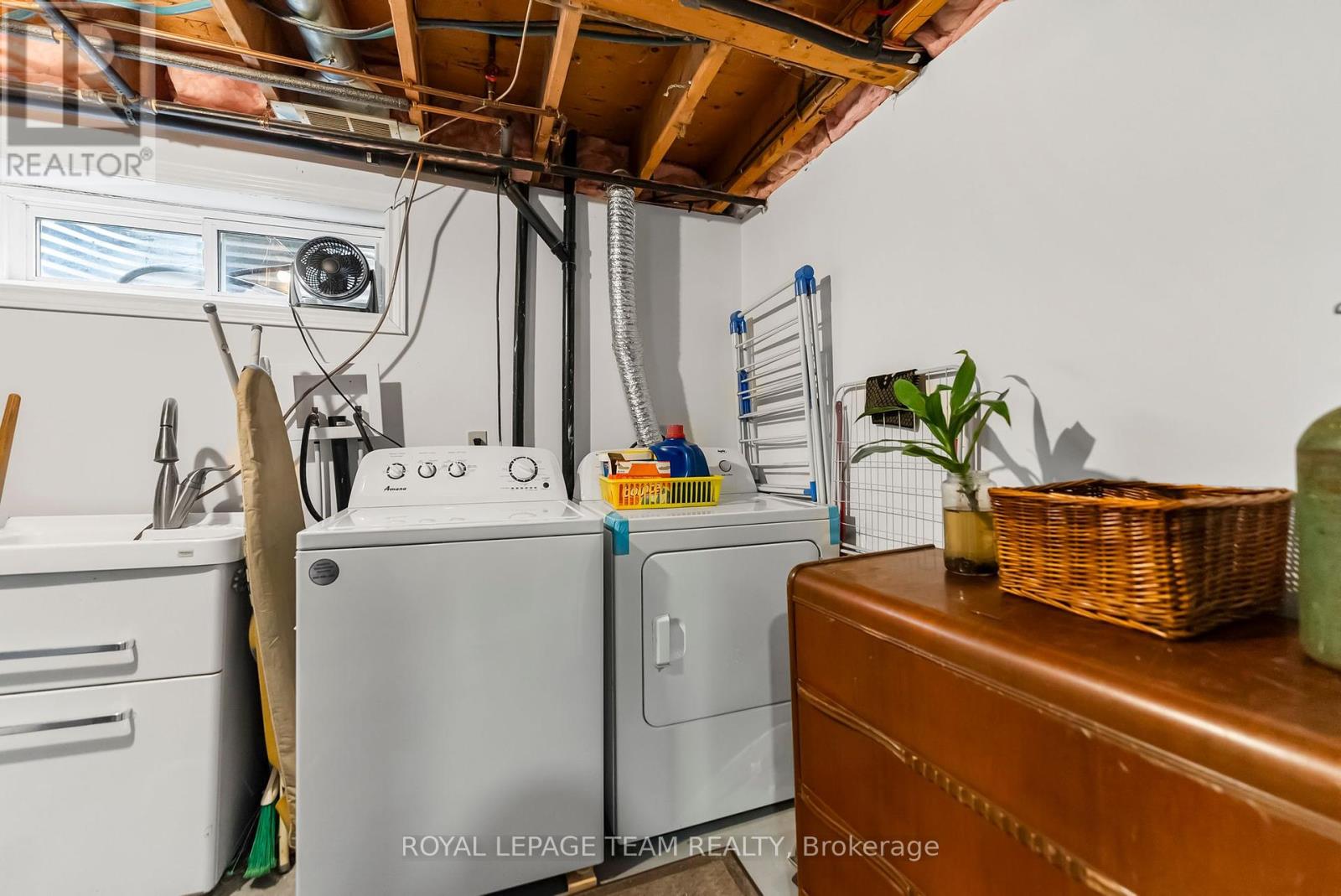 76 Peary Way, Ottawa, Ontario  K2L 1Z8 - Photo 25 - X12212952