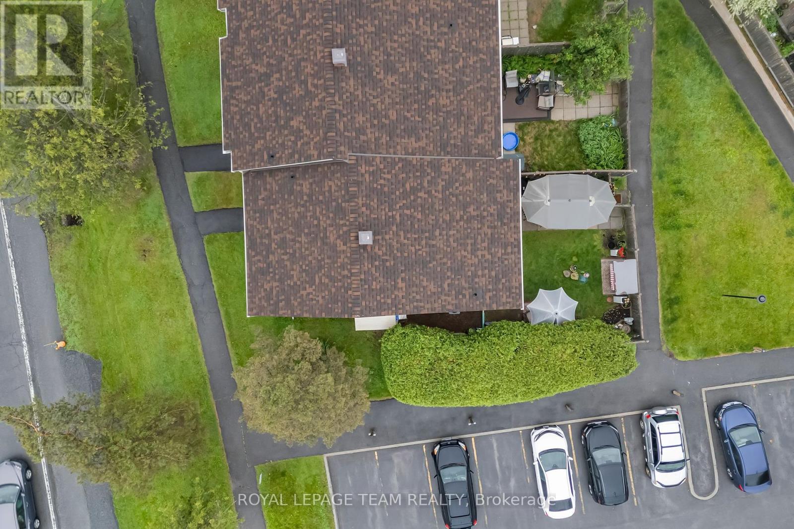 76 Peary Way, Ottawa, Ontario  K2L 1Z8 - Photo 3 - X12212952
