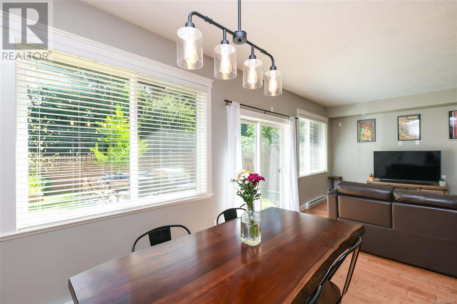 10 2112 Cumberland Rd, Courtenay, British Columbia  V9N 2E9 - Photo 35 - 1003099