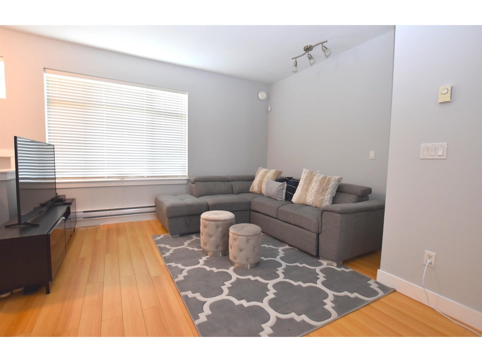 2 13899 Laurel Drive, Surrey, British Columbia  V3T 0E3 - Photo 2 - R3014154