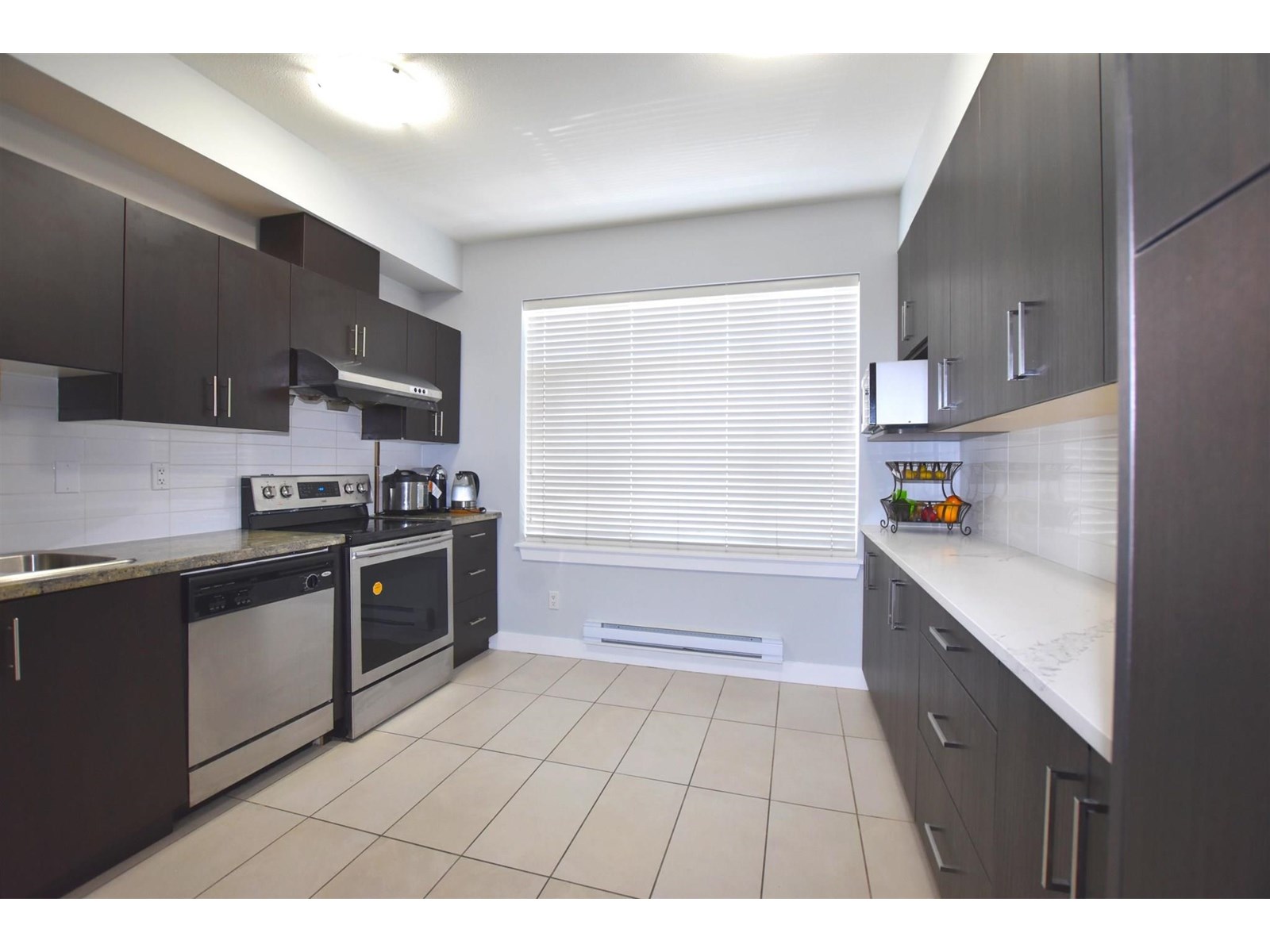 2 13899 Laurel Drive, Surrey, British Columbia  V3T 0E3 - Photo 4 - R3014154